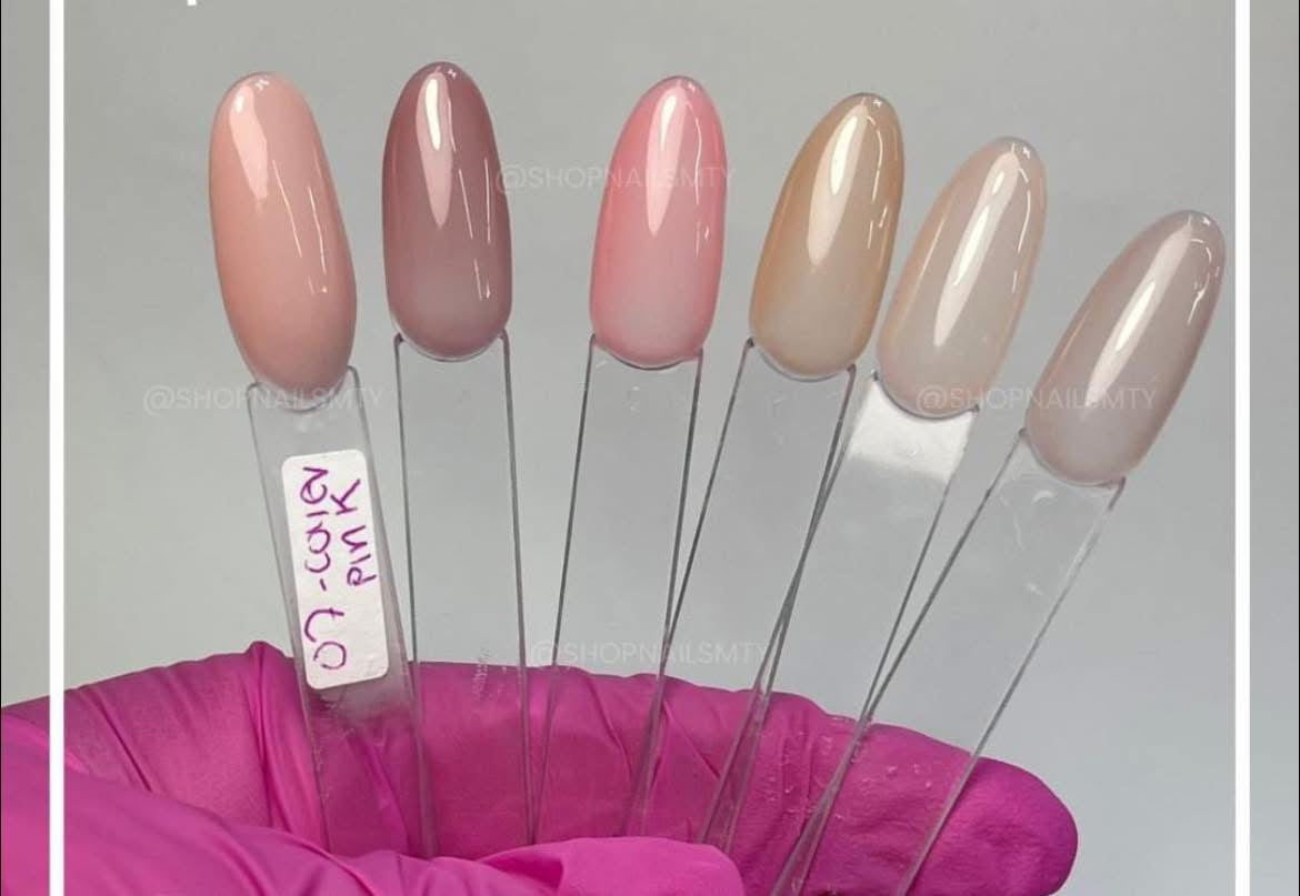 BASES TRANSLÚCIDAS FANTASY NAILS